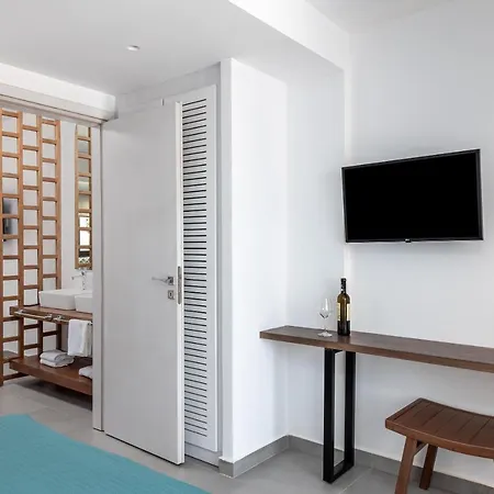 Kellys Luxury 4*