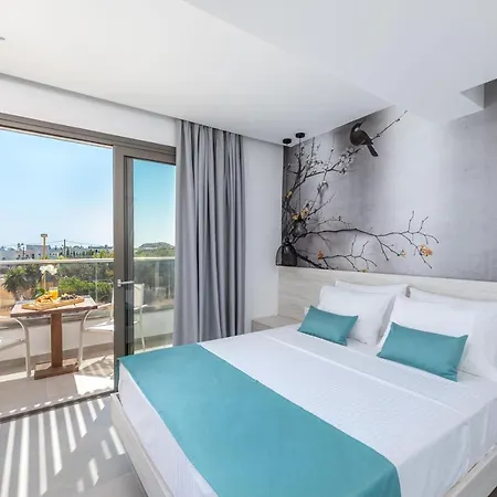 Kellys Luxury 4*