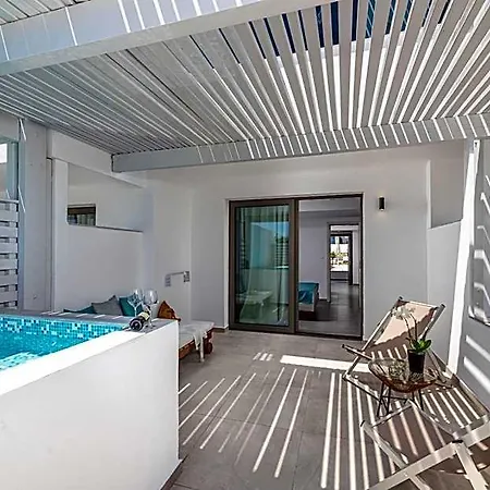 Kellys Luxury 4*