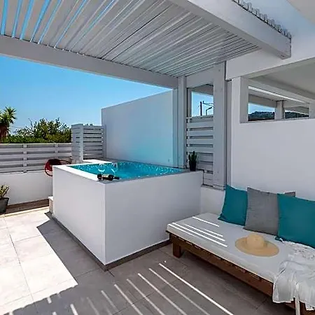 Kellys Luxury Apartmanhotel