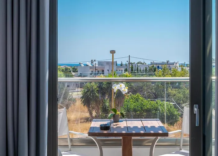 Kellys Luxury פליראקי