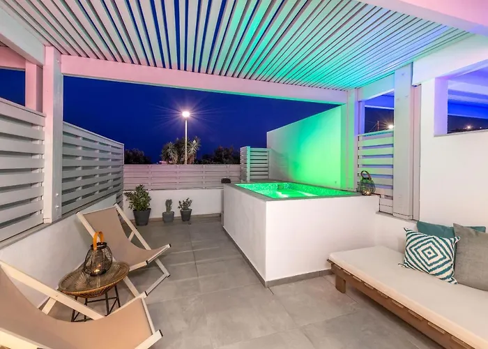 Aparthotel Kellys Luxury