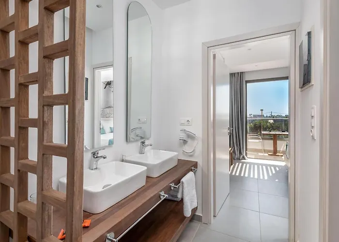 Aparthotel Kellys Luxury